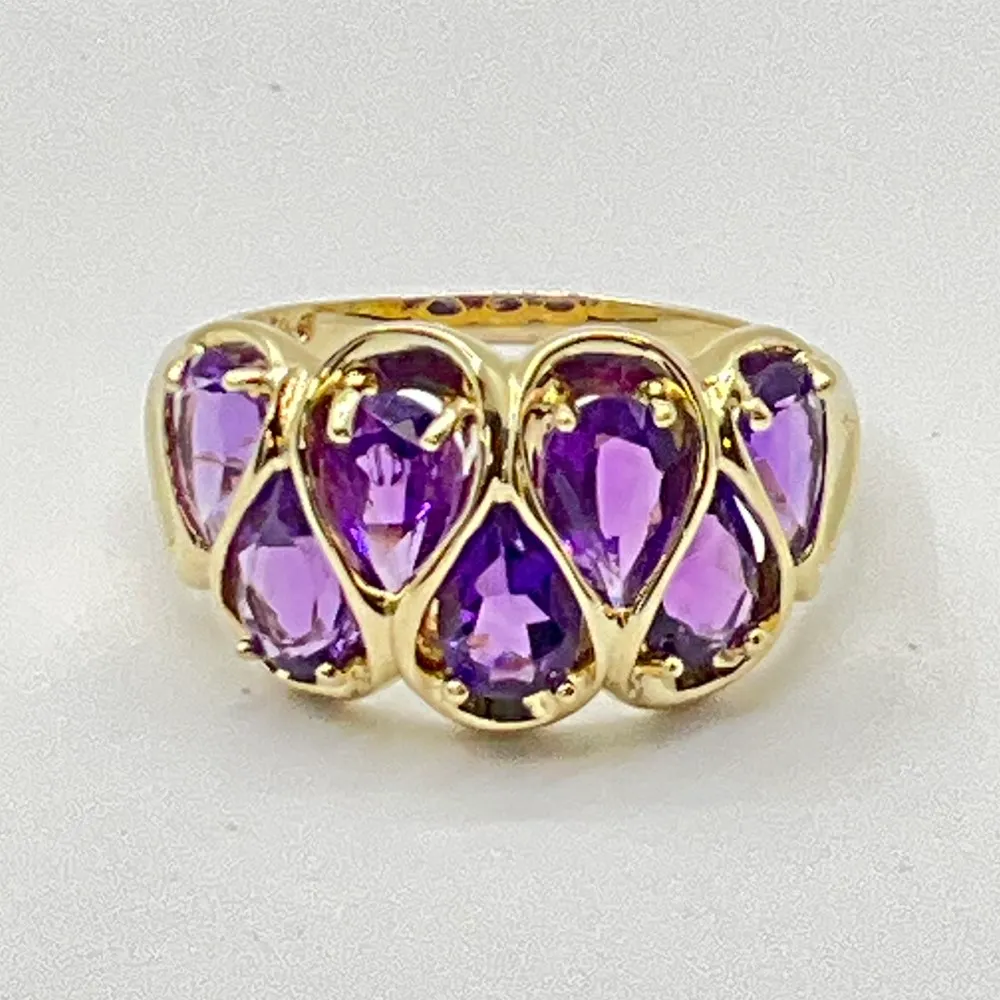 Gold with hot amethyst ring size 8